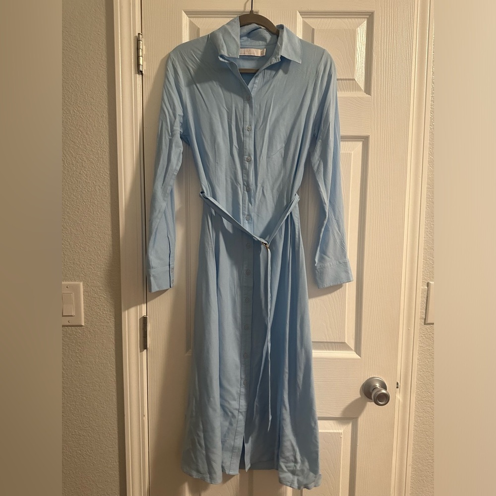 Rachel parcell white blue midi, long sleeve dress